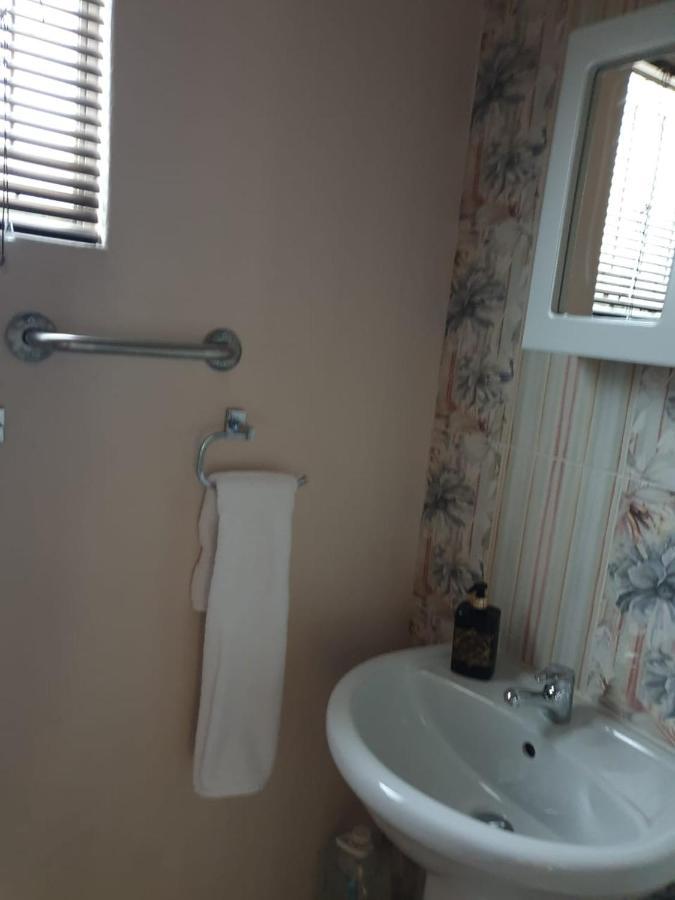 Christa'S Place 897 Pretoria-Noord エクステリア 写真
