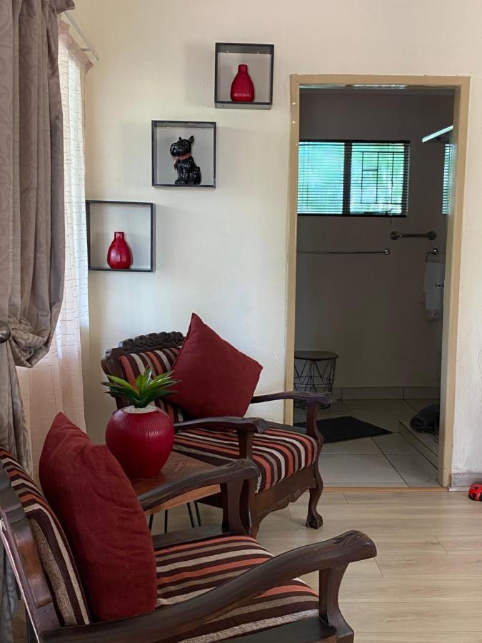 Christa'S Place 897 Pretoria-Noord エクステリア 写真