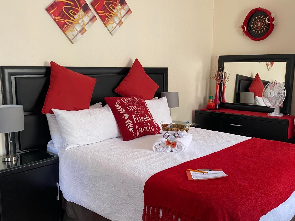 Christa'S Place 897 Pretoria-Noord エクステリア 写真